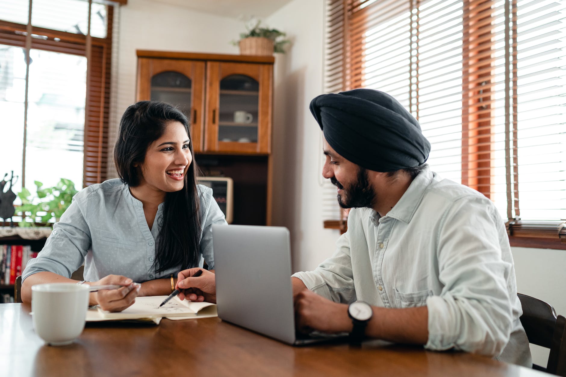Best Web Hosting for Small Business in India (Dec. 2022)