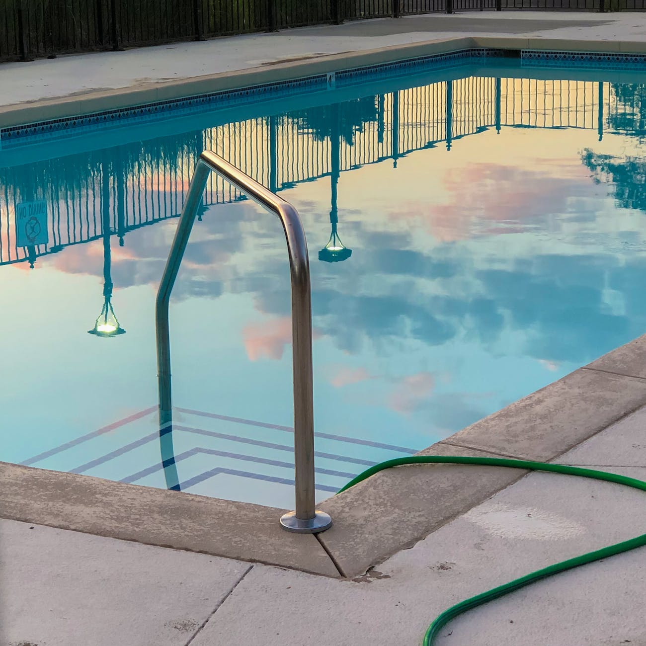 How Much Liquid Chlorine to Add to Pool